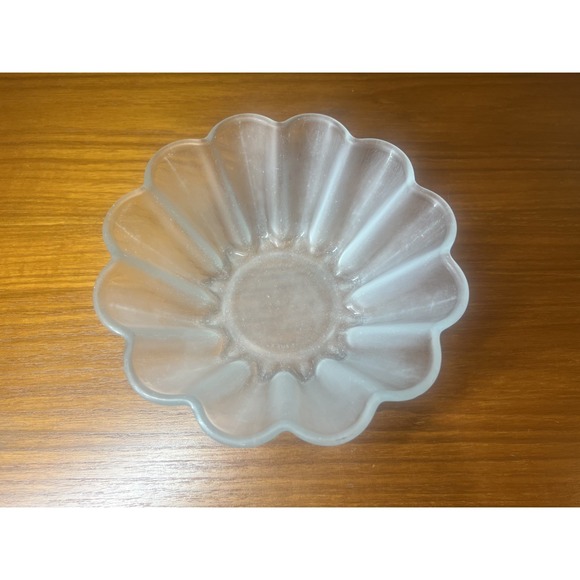 Pyrex Other - Vintage PYREX Borosilicate Brioche Baking orJello Mold Glass Bowl France 9" 824